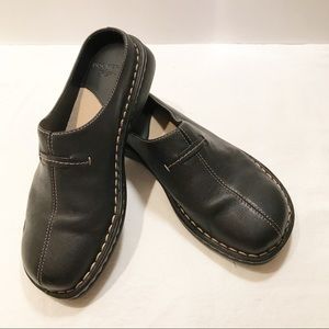 dockers mules